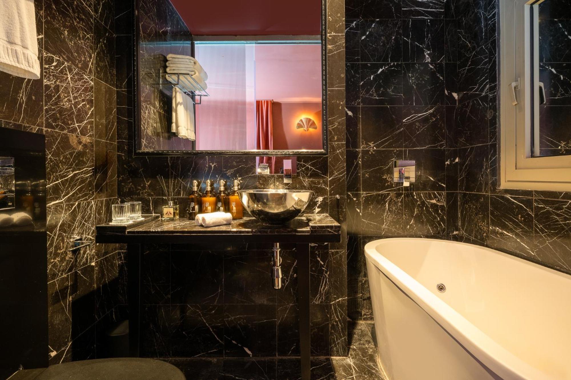 Hotel Casa Suzanna Tel-Aviv Bagian luar foto