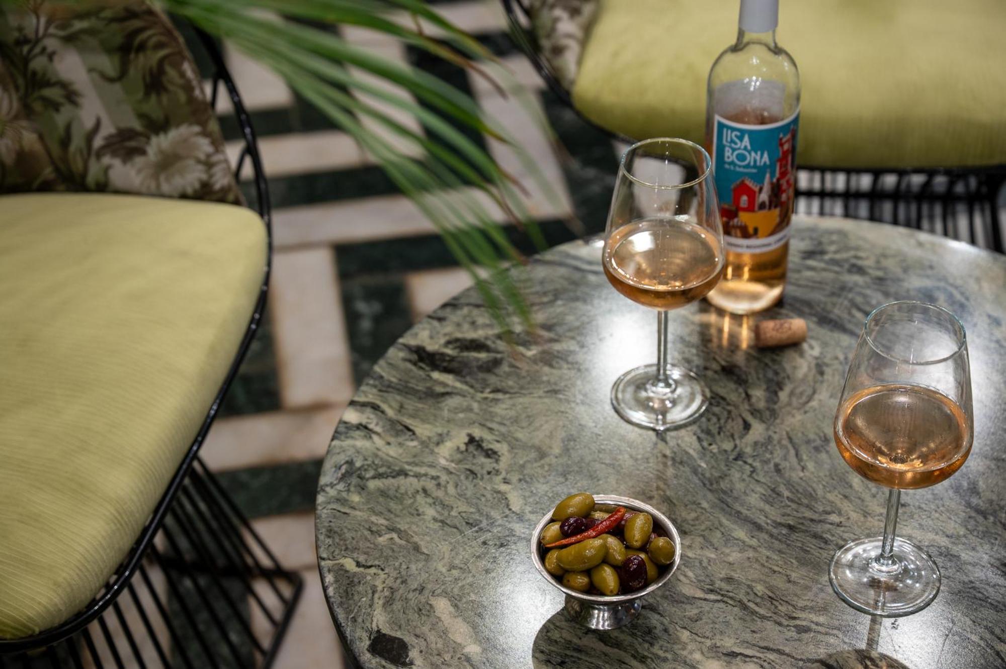 Hotel Casa Suzanna Tel-Aviv Bagian luar foto